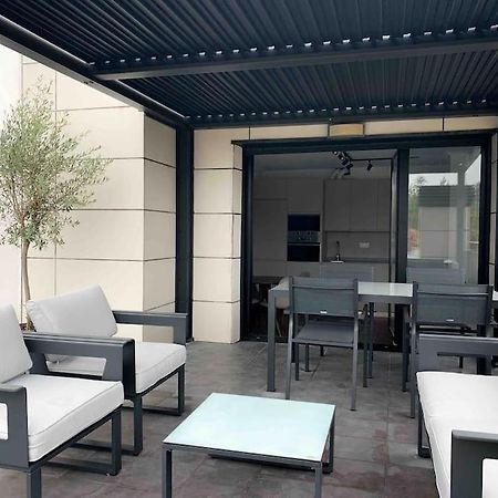 شقة Atico Con Esplendida Terraza كوميلاس المظهر الخارجي الصورة