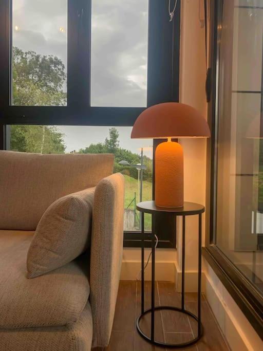 شقة Atico Con Esplendida Terraza كوميلاس المظهر الخارجي الصورة